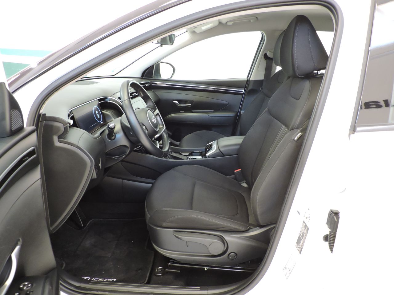 Hyundai Tucson Maxx 1.6 CRDi 48V 100 kW (136 CV) DCT - Foto 9