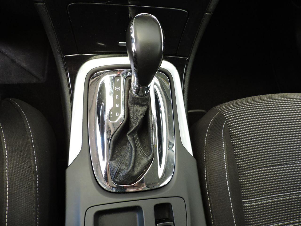 Opel Insignia  Sports Tourer Excellence 2.0 CDTI 163 CV Aut. - Foto 13