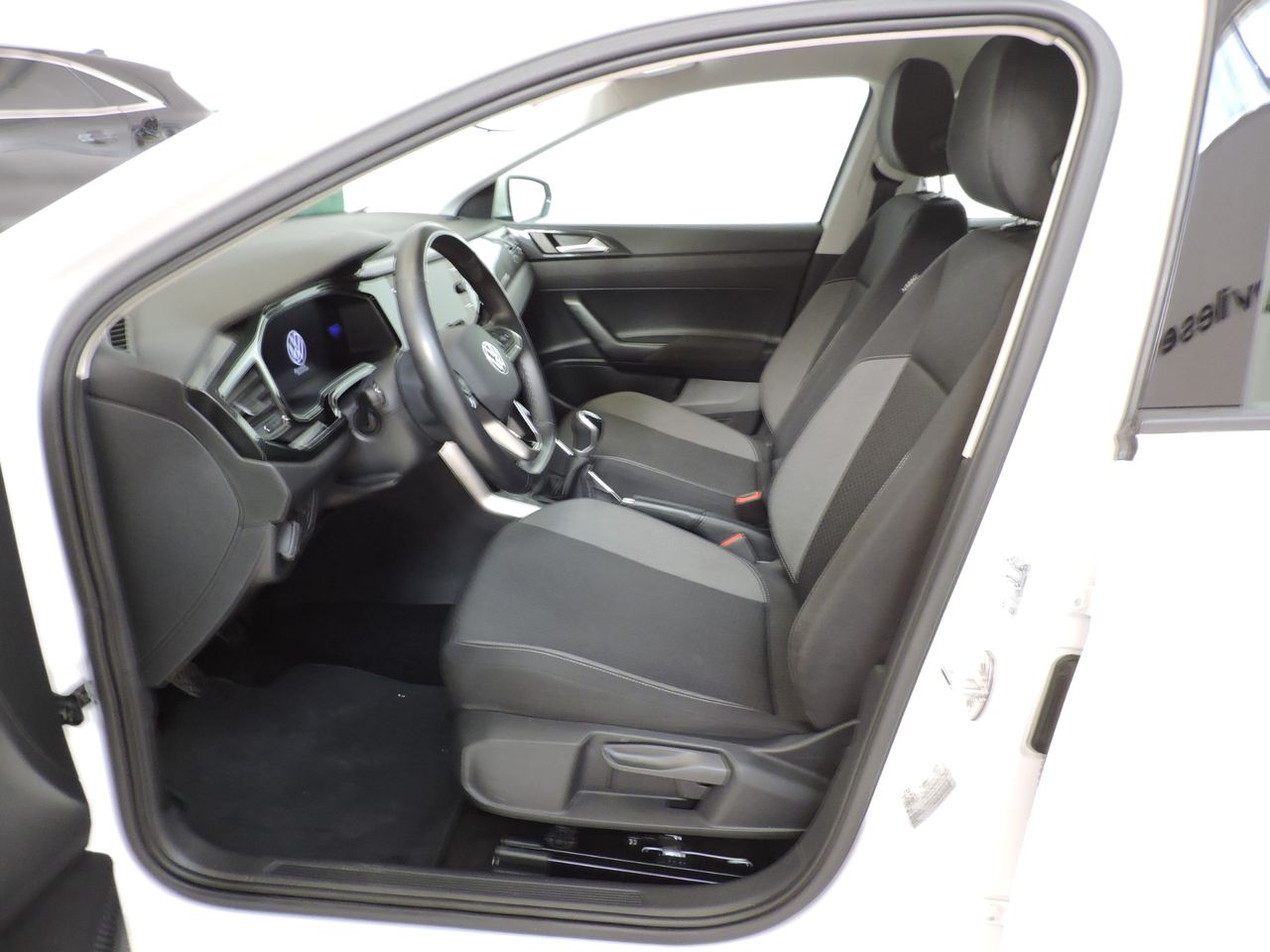 Volkswagen Polo Life 1.0 TSI 70 kW (95 CV) - Foto 9