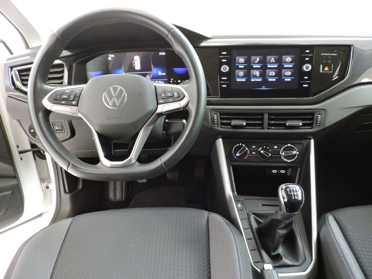 Volkswagen Polo Life 1.0 TSI 70 kW (95 CV) - Foto 8