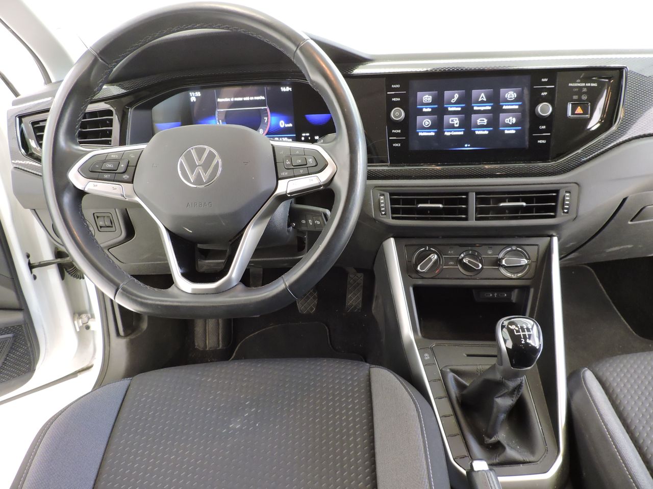 Volkswagen Polo Life 1.0 TSI 70 kW (95 CV) - Foto 8
