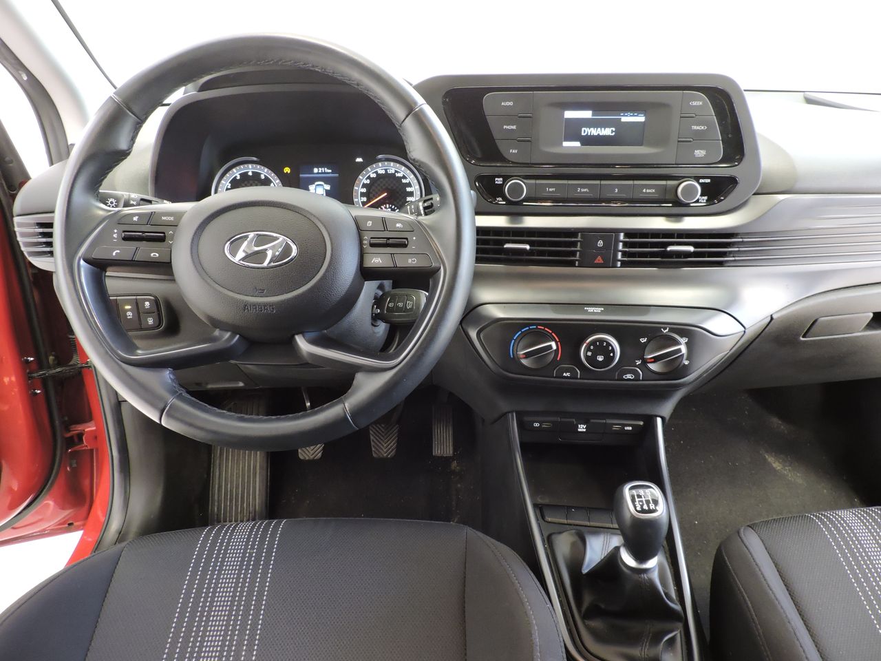 Hyundai Bayon 1.2 MPi 84 CV Essence - Foto 8