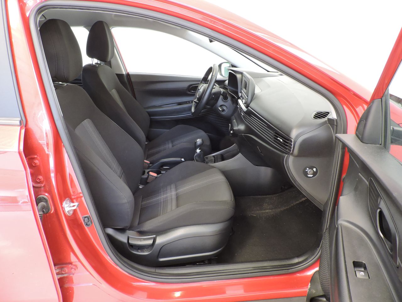 Hyundai Bayon 1.2 MPi 84 CV Essence - Foto 11