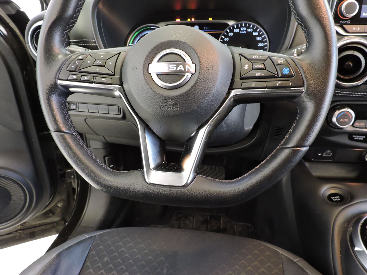 Nissan Juke NISSAN JUKE Crossover Hybrid 143 Business+ - Foto 12