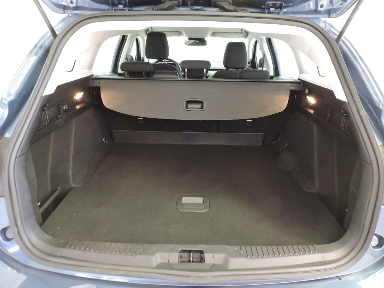 Ford Focus FORD FOCUS SW CROSSOVER 1.0 Flexifuel hybrid 125 Active Business - Foto 18