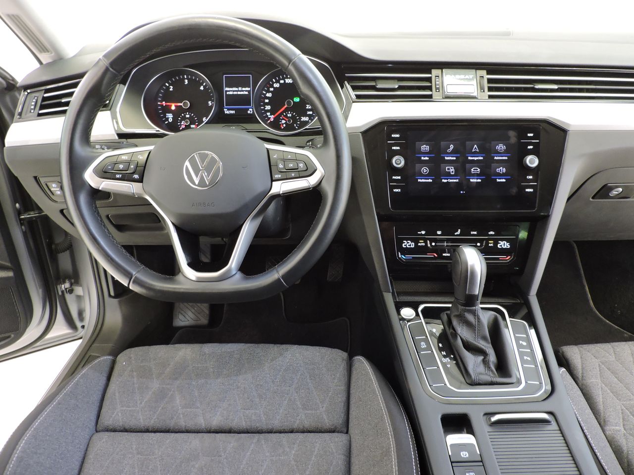 Volkswagen Passat PASSAT VARIANT Business 2.0 TDI 120CV - Foto 8