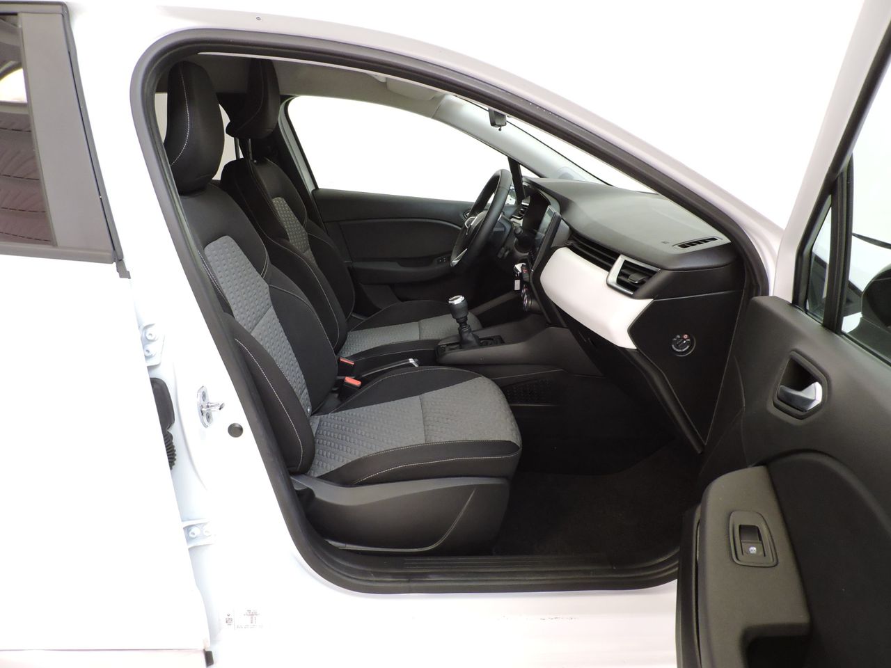 Renault Clio V BUSINESS 1.0 TCE 100CV GLP - Foto 15