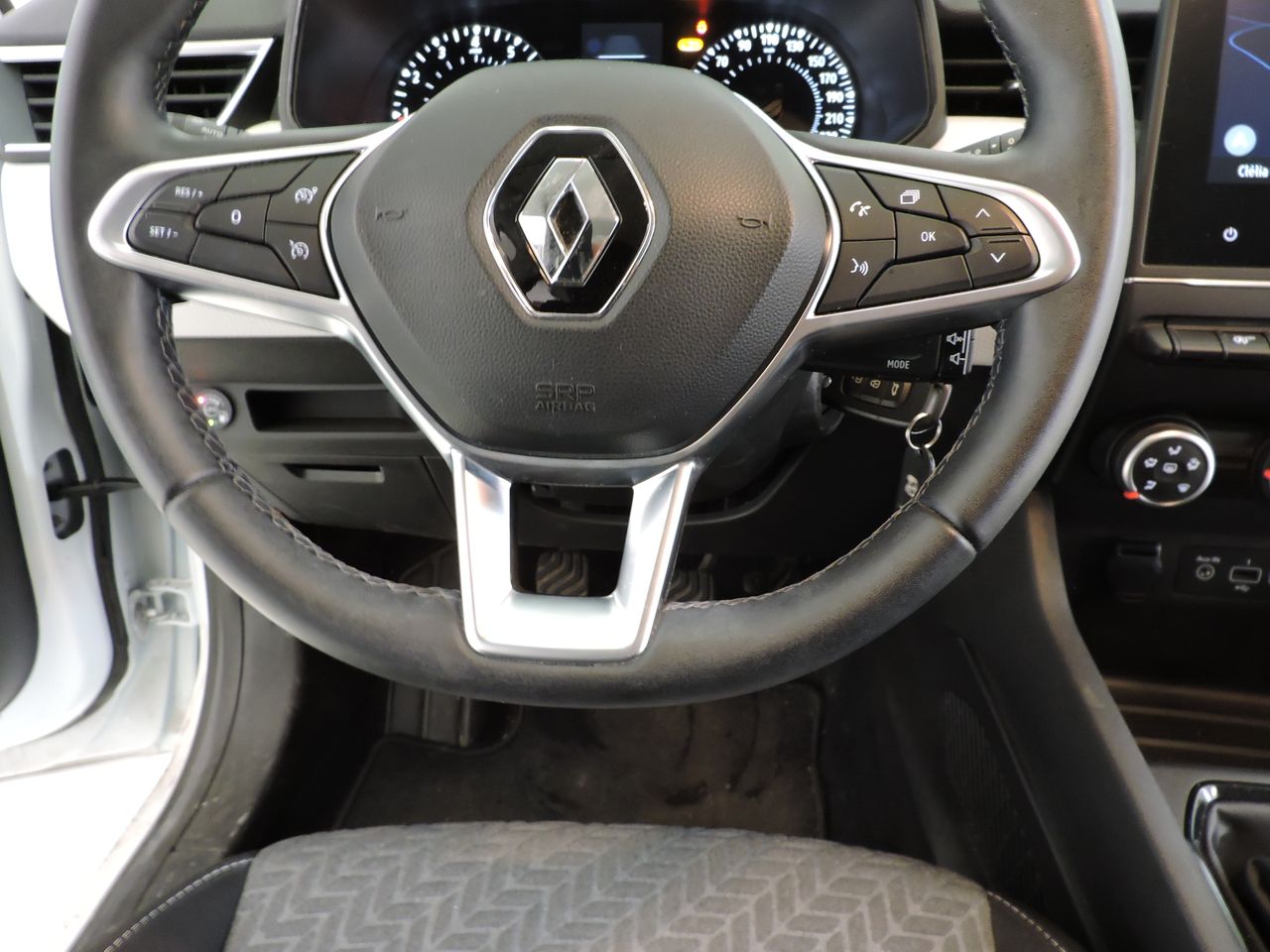 Renault Clio V BUSINESS 1.0 TCE 100CV GLP - Foto 9