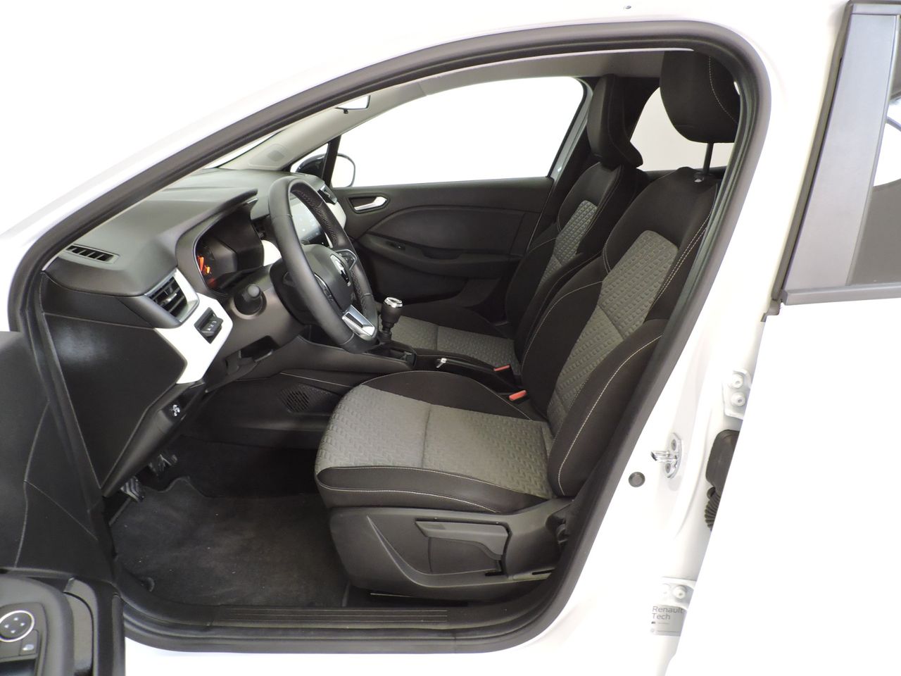 Renault Clio V BUSINESS 1.0 TCE 100CV GLP - Foto 14