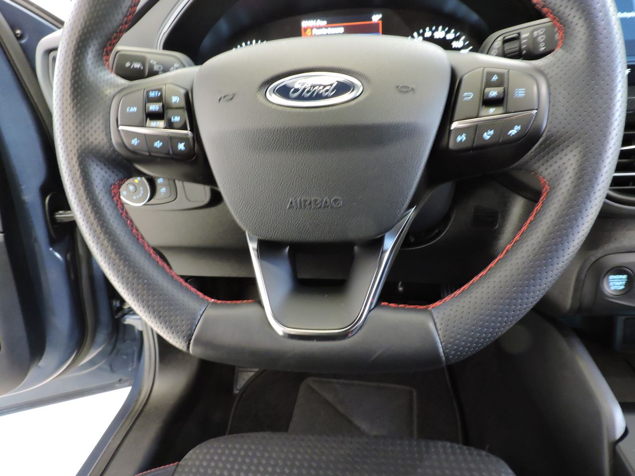Ford Focus Berlina ST-Line 1.0 EcoBoost MHEV 114 kW (155 CV) - Foto 12
