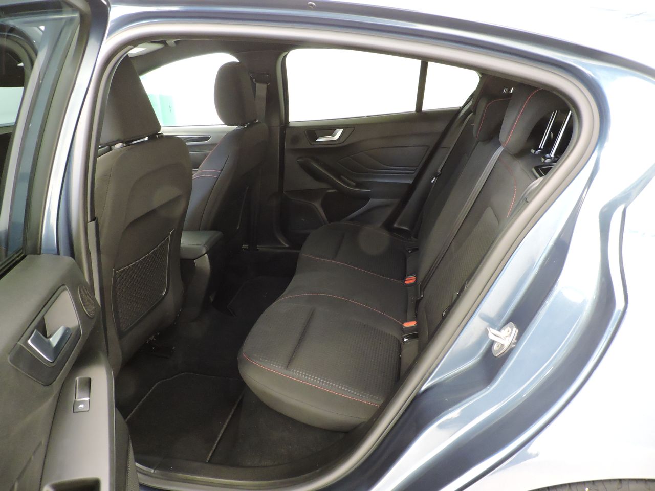 Ford Focus Berlina ST-Line 1.0 EcoBoost MHEV 114 kW (155 CV) - Foto 11