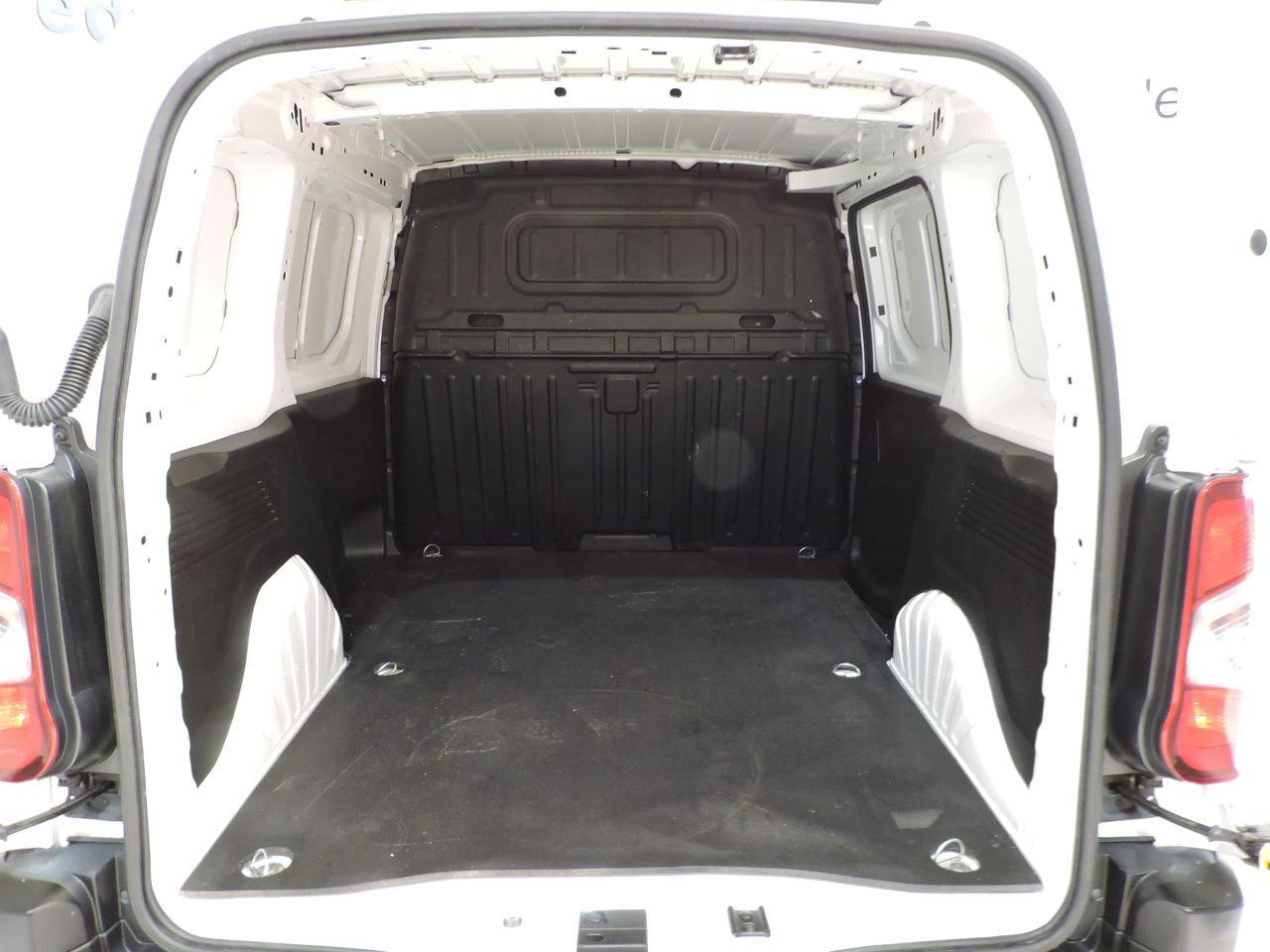 Toyota Proace City FG 1.5D 56kW (75CV) GX 650kg Media - Foto 12