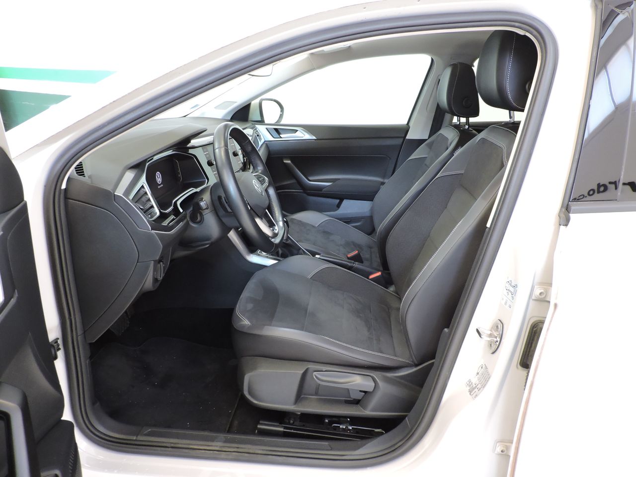 Volkswagen Taigo Taigo Style 1.0 TSI 110CV - Foto 9