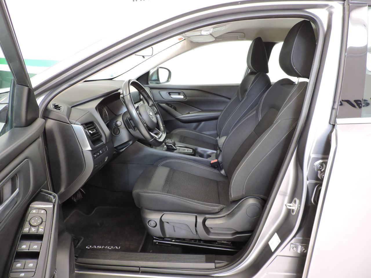 Nissan Qashqai NISSAN QASHQAI DIG-T 158CV mHEV Xtronic Acenta - Foto 9
