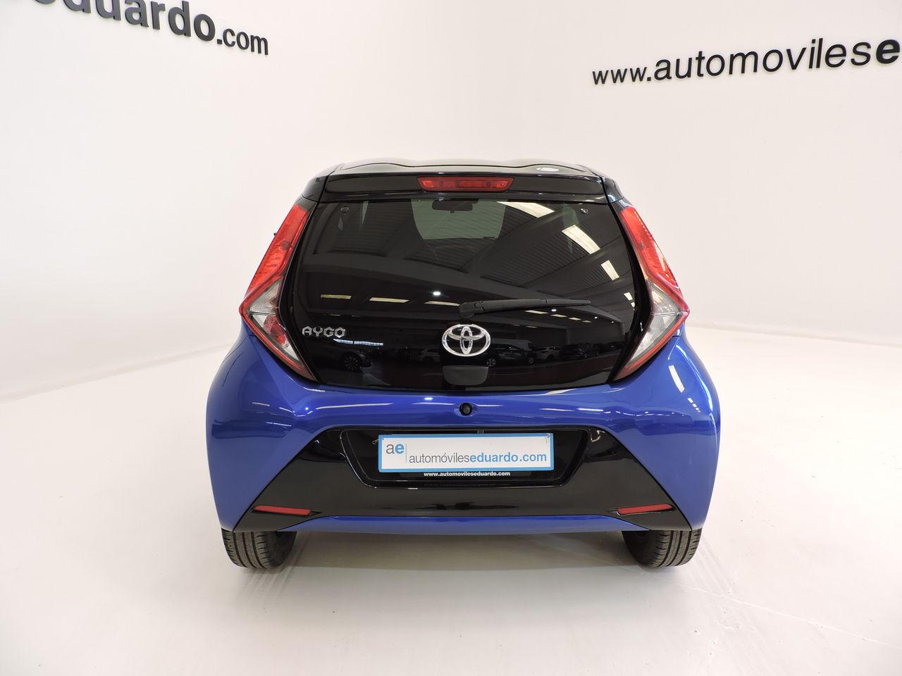 Toyota Aygo 5p 70 x-cite x-shift - Foto 6