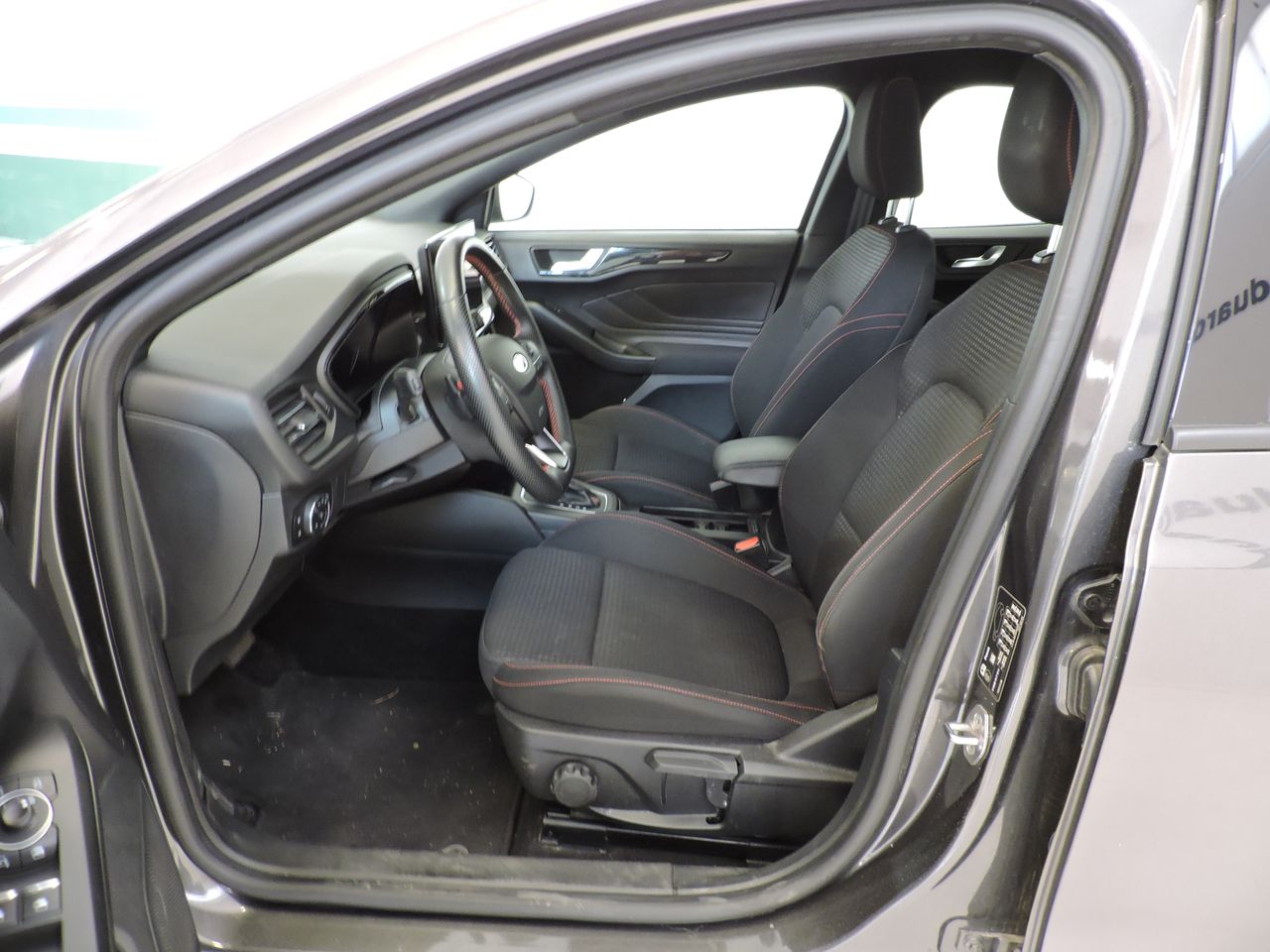 Ford Focus  FOCUS 1.0 ECOBOOST HYBR. 125CV ST-LINE AUTO SPORTBREAK - Foto 9