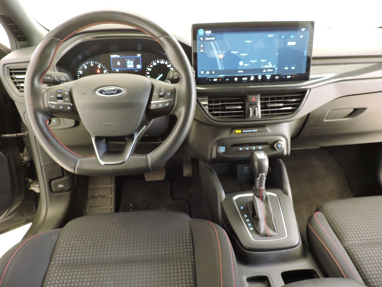 Ford Focus  FOCUS 1.0 ECOBOOST HYBR. 125CV ST-LINE AUTO SPORTBREAK - Foto 8