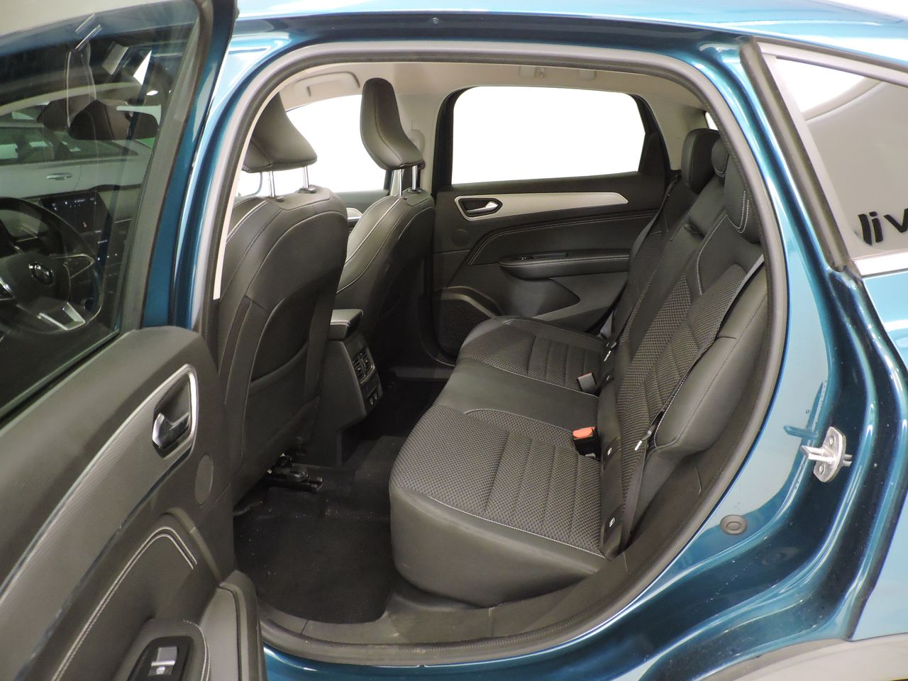 Renault Arkana ARKANA TCe 140 EDC Intens 5p - Foto 11