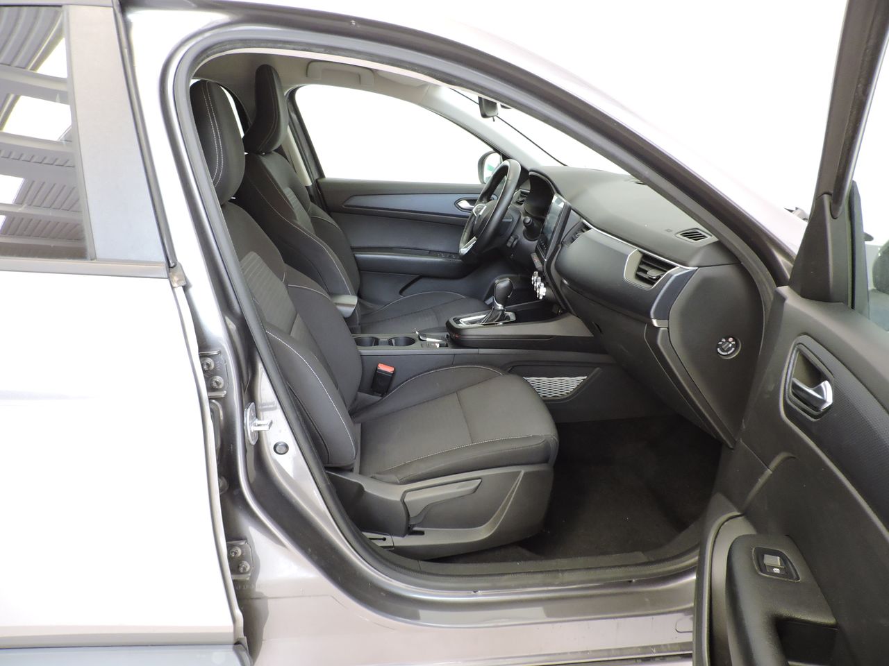 Renault Arkana Arkana Evolution 1.6 E-TECH Hybrid 145CV - Foto 10