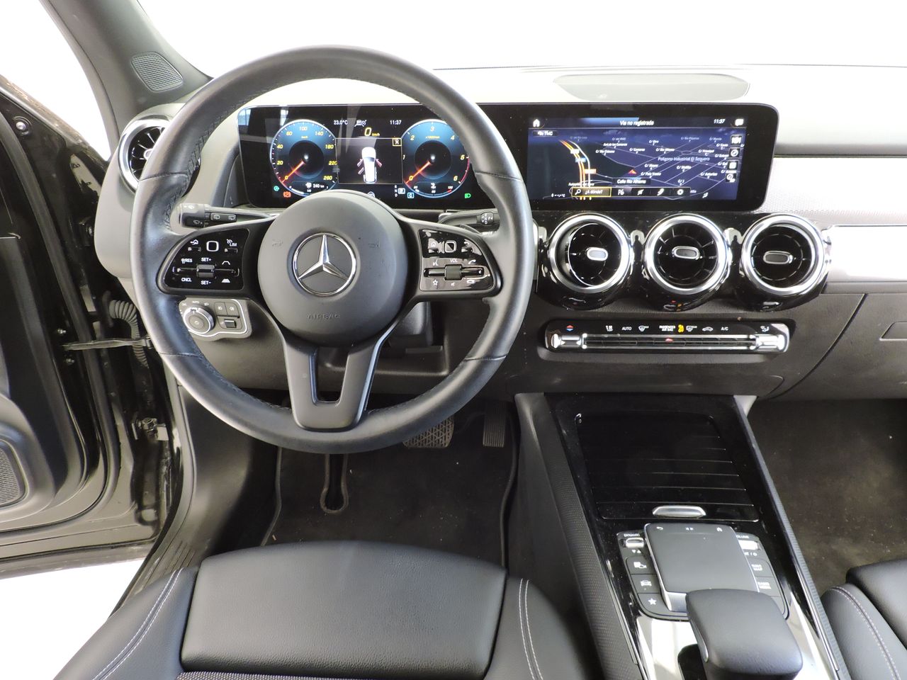 Mercedes Clase GLB MERCEDES GLB 200 D AUTOMATIC BUSINESS EXTRA - Foto 8