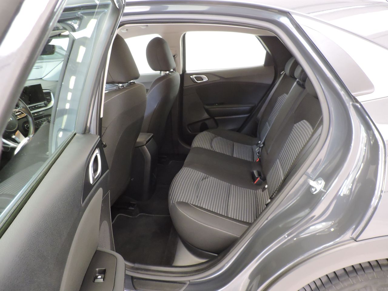 Kia XCeed Drive 1.0 T-GDi 74 kW (100 CV) - Foto 11
