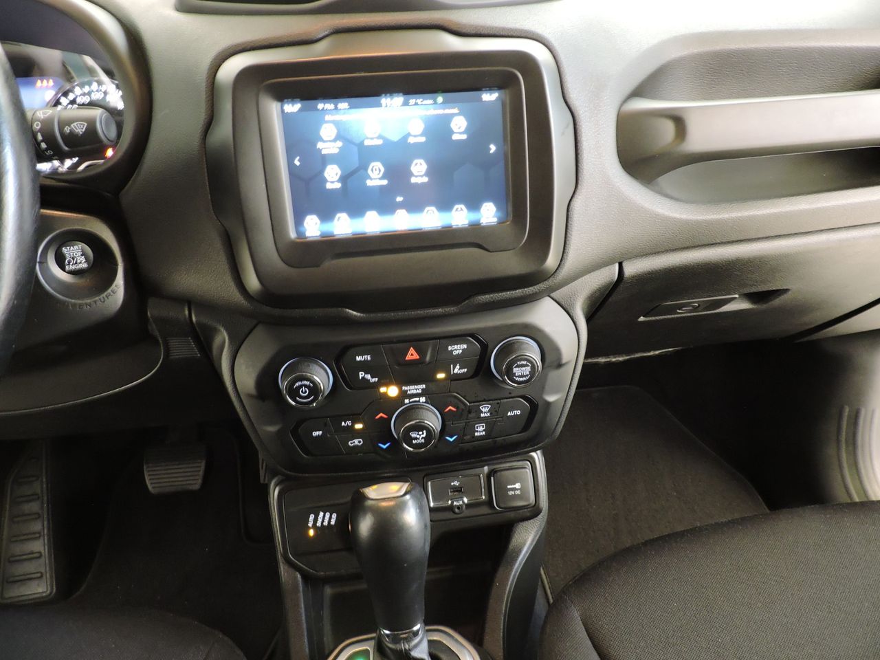 Jeep Renegade RENEGADE 2.0 MJET 140CV LIMITED 4WD AUT. - Foto 14