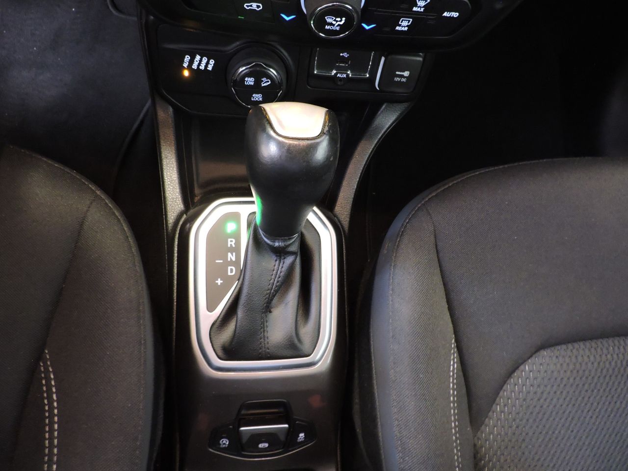Jeep Renegade RENEGADE 2.0 MJET 140CV LIMITED 4WD AUT. - Foto 13