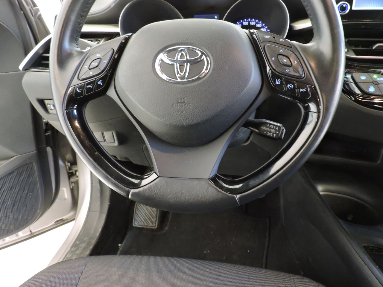 Toyota C-HR C-HR 1.8H (122CV) E-CVT BUSINESS - Foto 12
