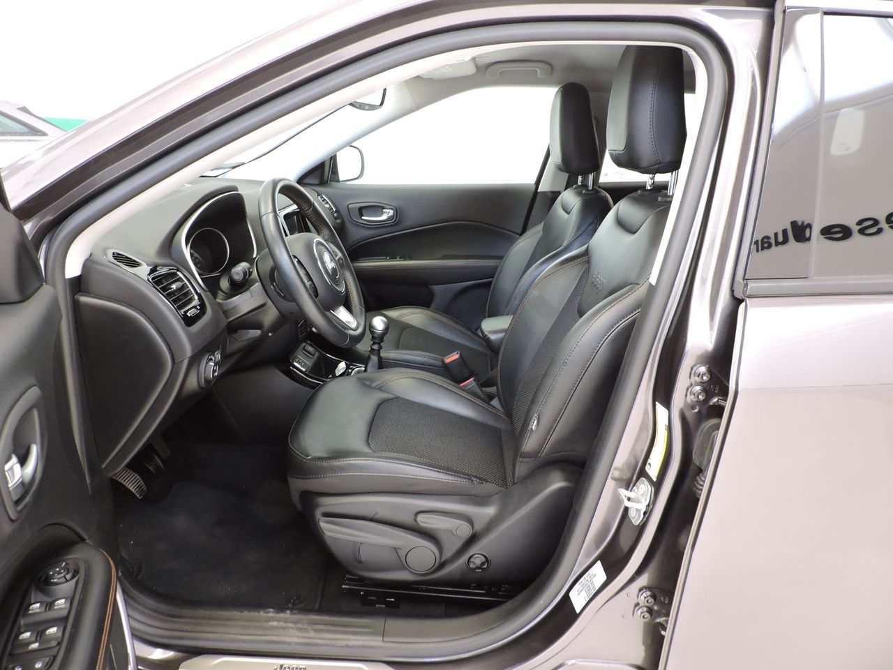 Jeep Compass Limited 1.6 MultiJet 88 kW (120 CV) 4x2 - Foto 9