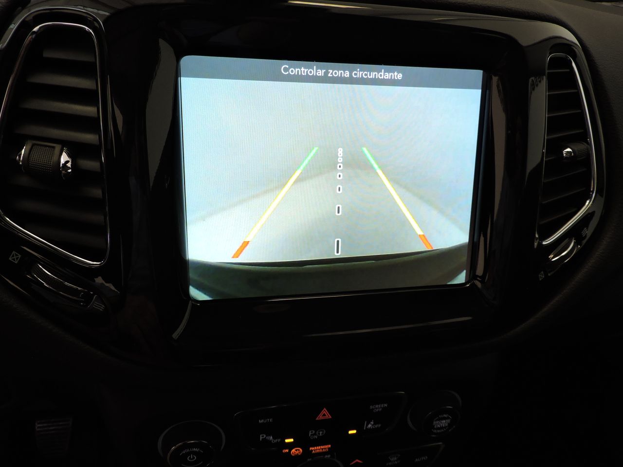 Jeep Compass Limited 1.6 MultiJet 88 kW (120 CV) 4x2 - Foto 14