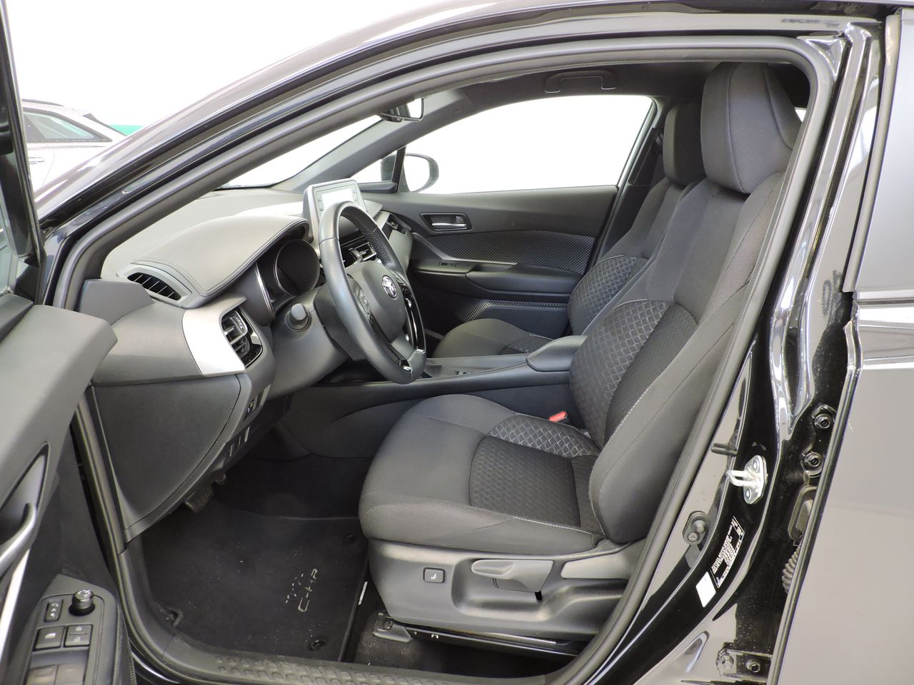 Toyota C-HR C-HR 1.8H (122CV) E-CVT BUSINESS - Foto 9
