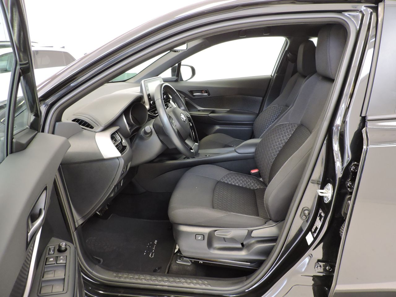 Toyota C-HR C-HR 1.8H (122CV) E-CVT BUSINESS - Foto 9