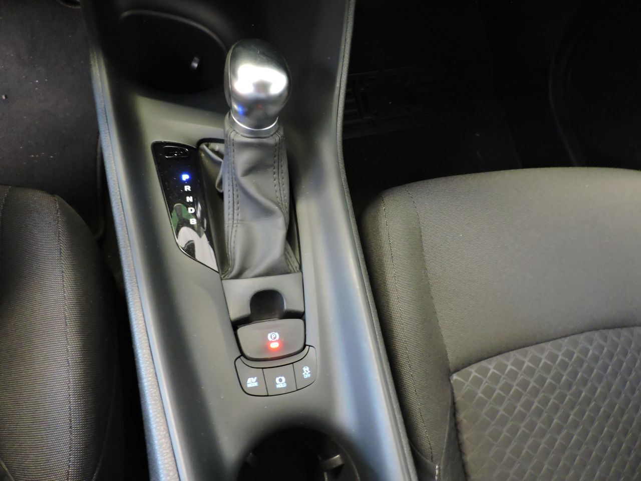 Toyota C-HR C-HR 1.8H (122CV) E-CVT BUSINESS - Foto 15