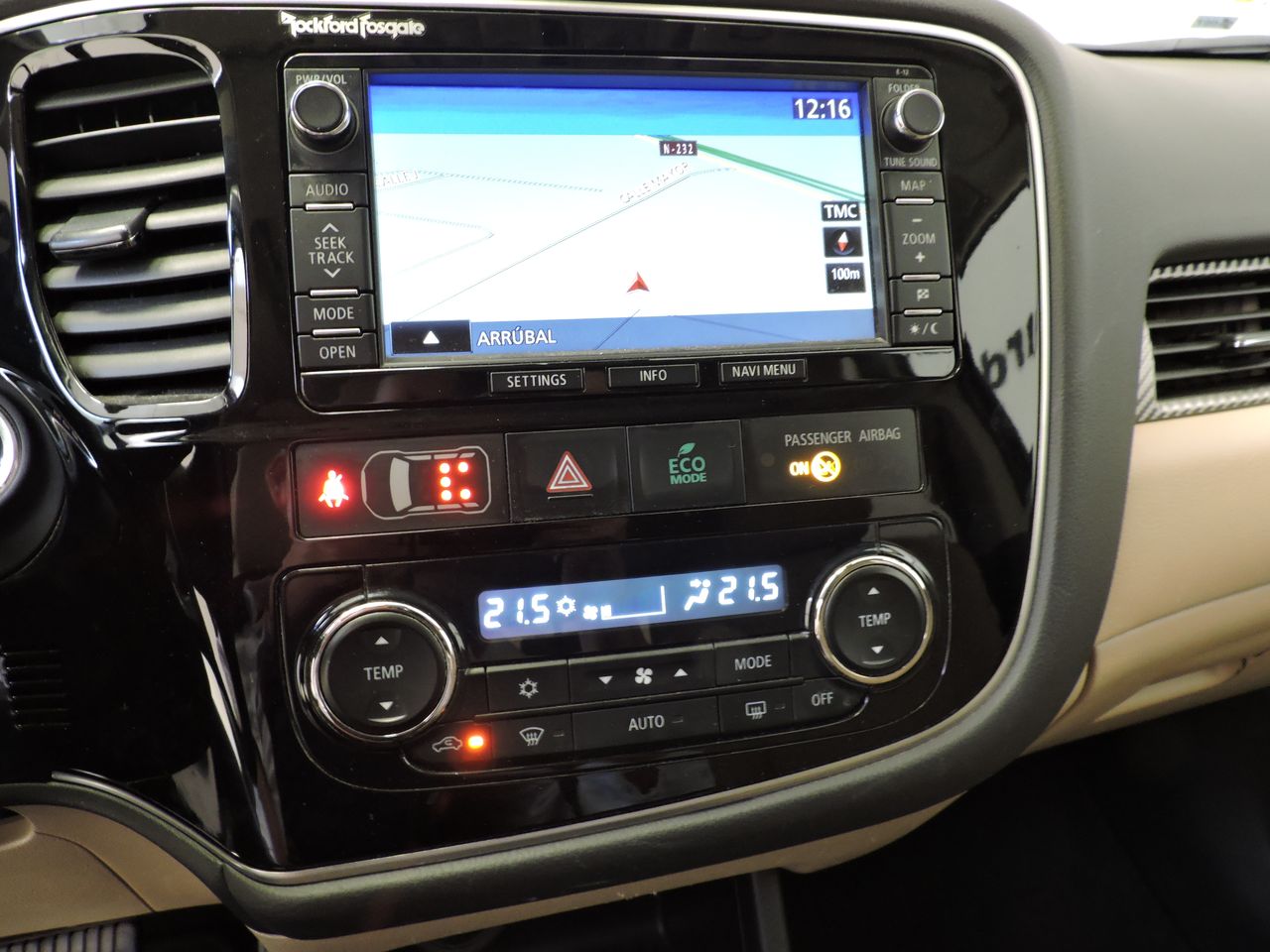 Mitsubishi Outlander Kaiteki 4WD 220 DI-D 6AT 7 plazas - Foto 13