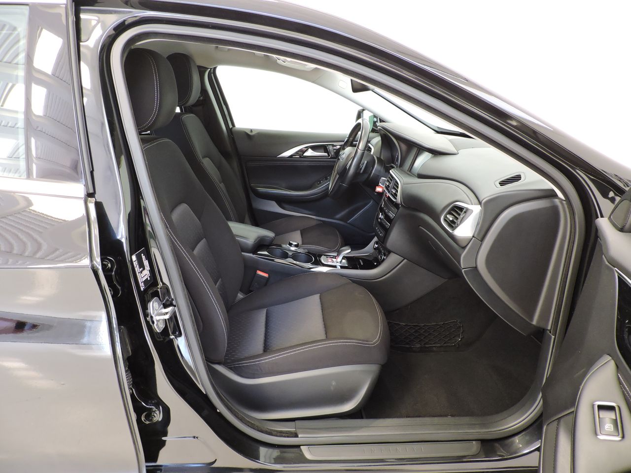 Infiniti Q30 1.6tc Premium 7DCT - Foto 10