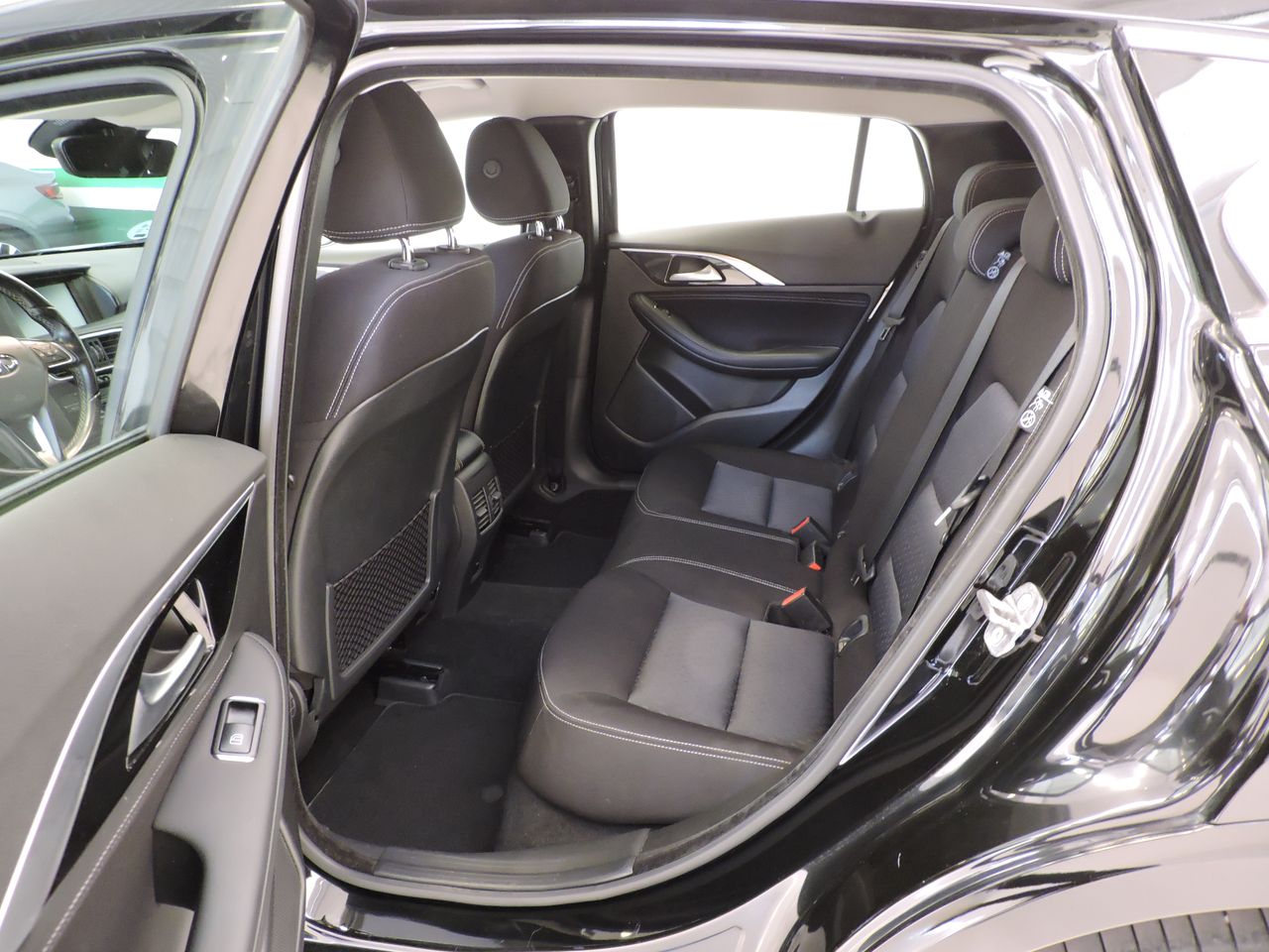 Infiniti Q30 1.6tc Premium 7DCT - Foto 11