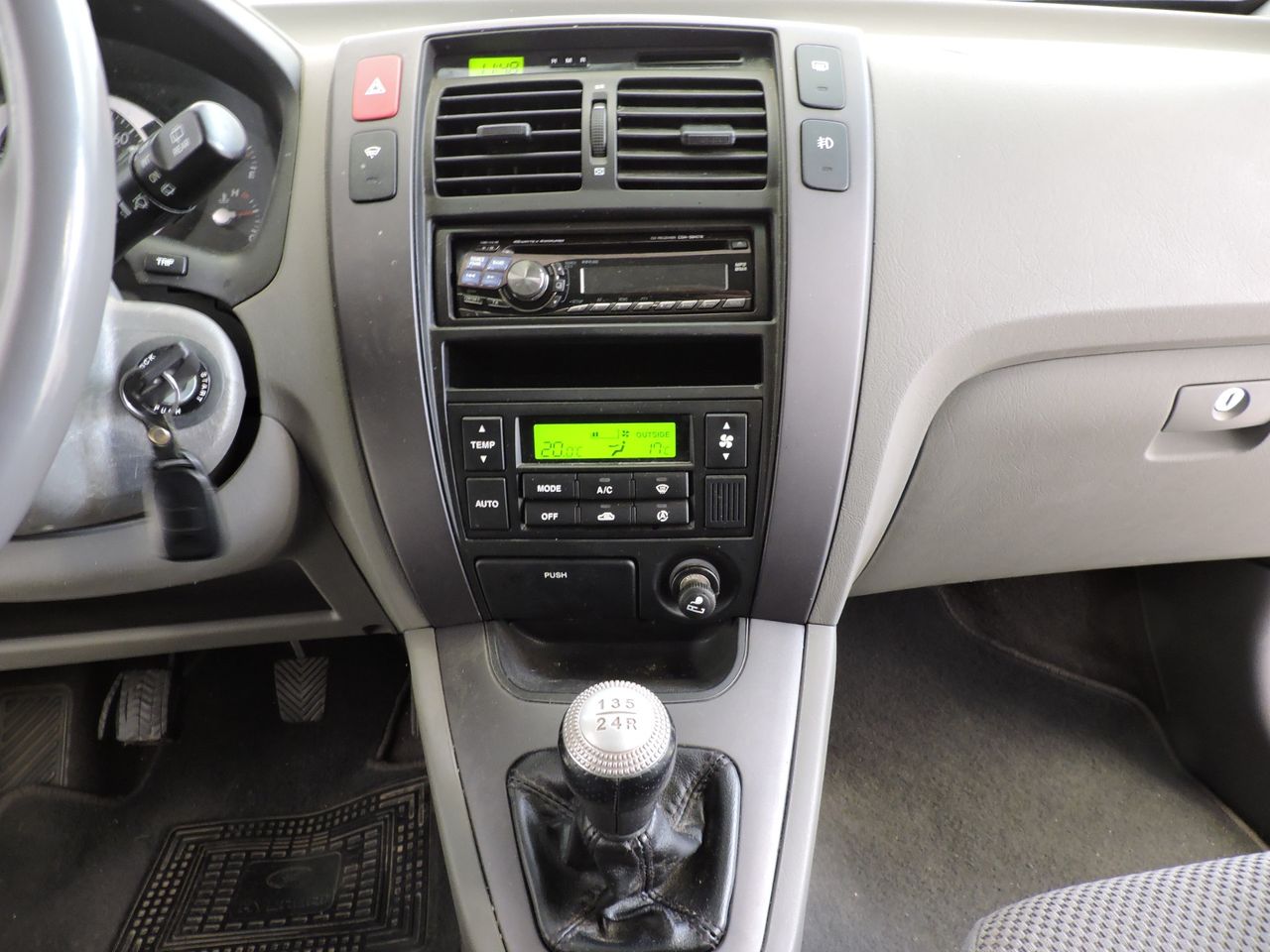 Hyundai Tucson Tucson 2.0 CVVT Comfort 4x4 - Foto 12
