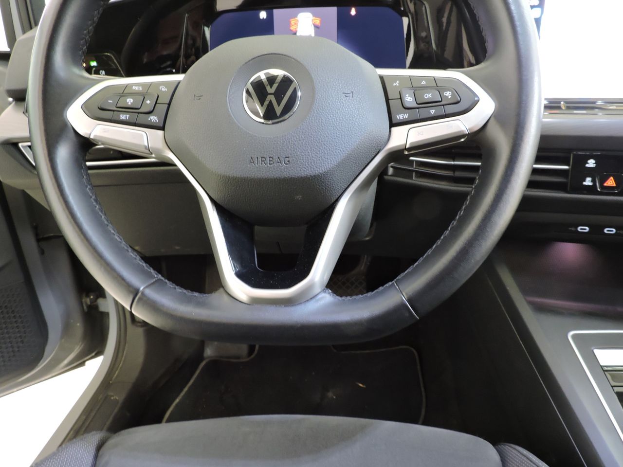 Volkswagen Golf Golf Life 1.5 eTSI 96 kW - Foto 9