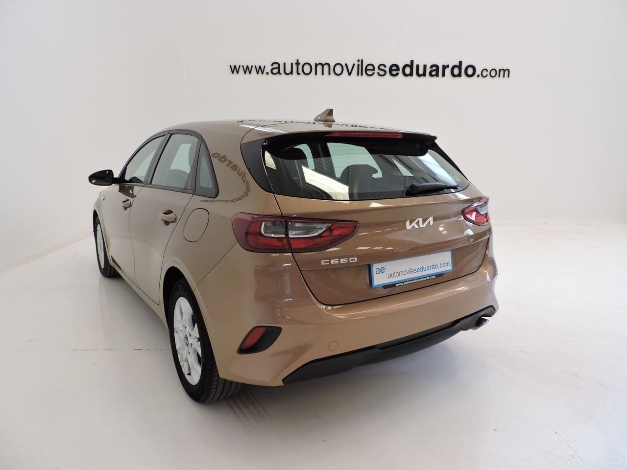 Kia Ceed 5p Concept 1.0 T-GDi 74 kW - Foto 7