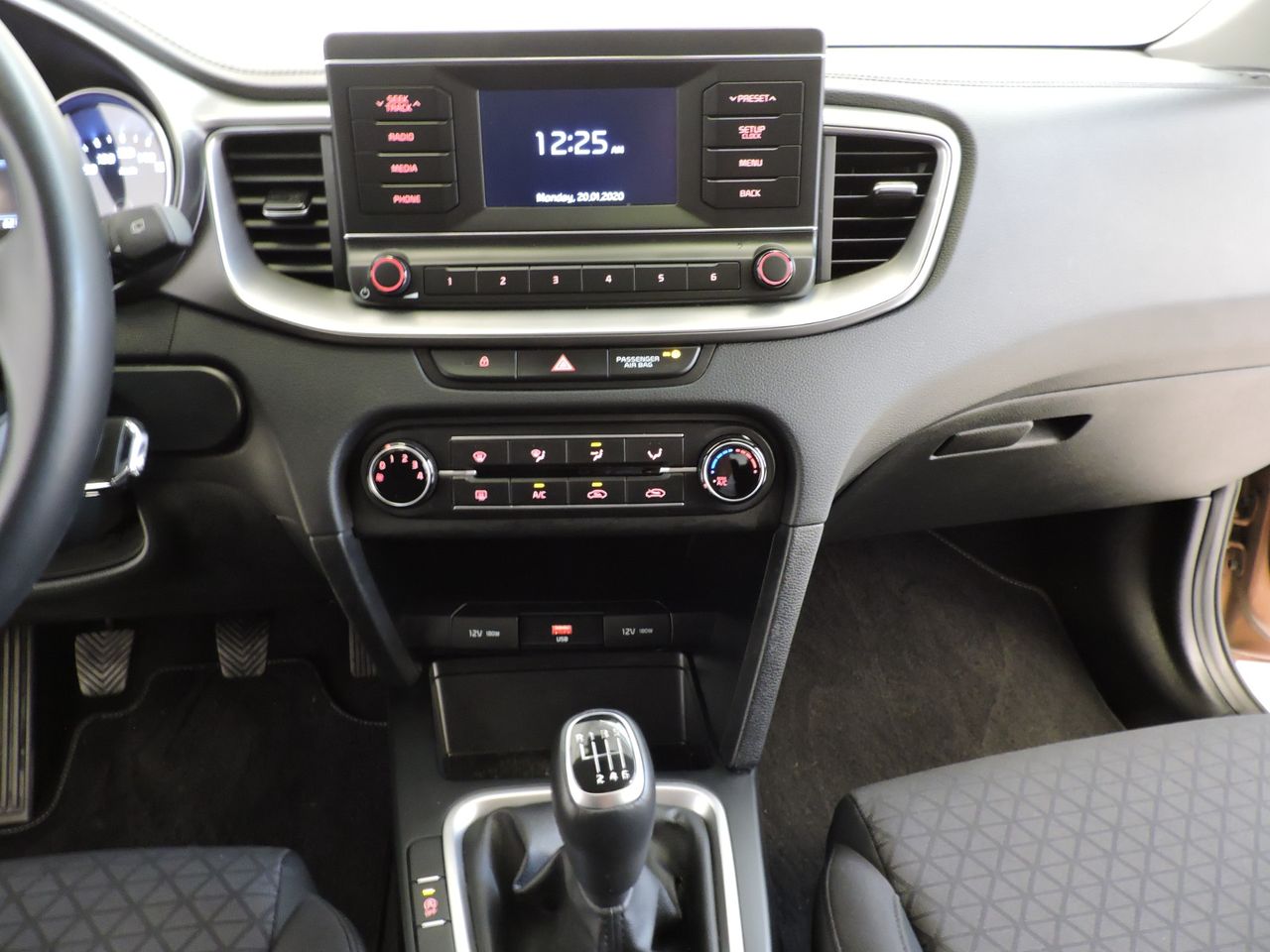 Kia Ceed 5p Concept 1.0 T-GDi 74 kW - Foto 13