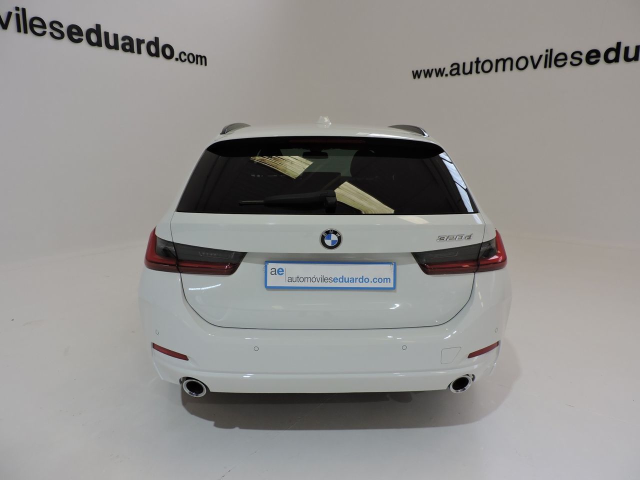 BMW Serie 3 320d Touring - Foto 8