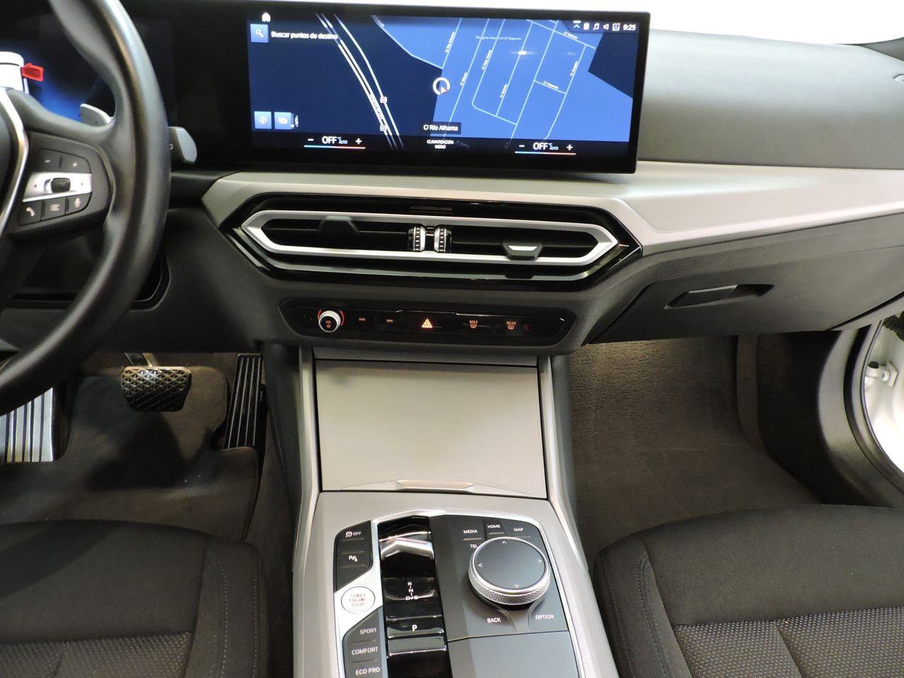 BMW Serie 3 320d Touring - Foto 17