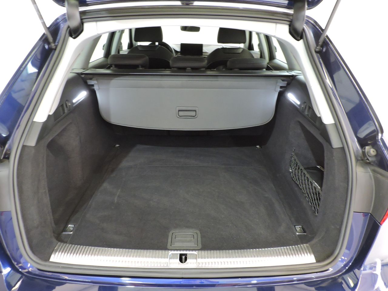 Audi A4 Avant S line 35 TDI 120 kW - Foto 16