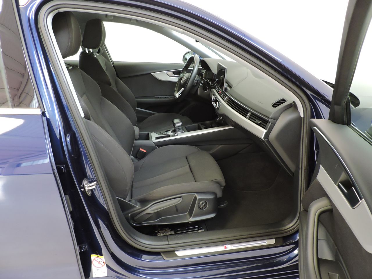 Audi A4 Avant S line 35 TDI 120 kW - Foto 10