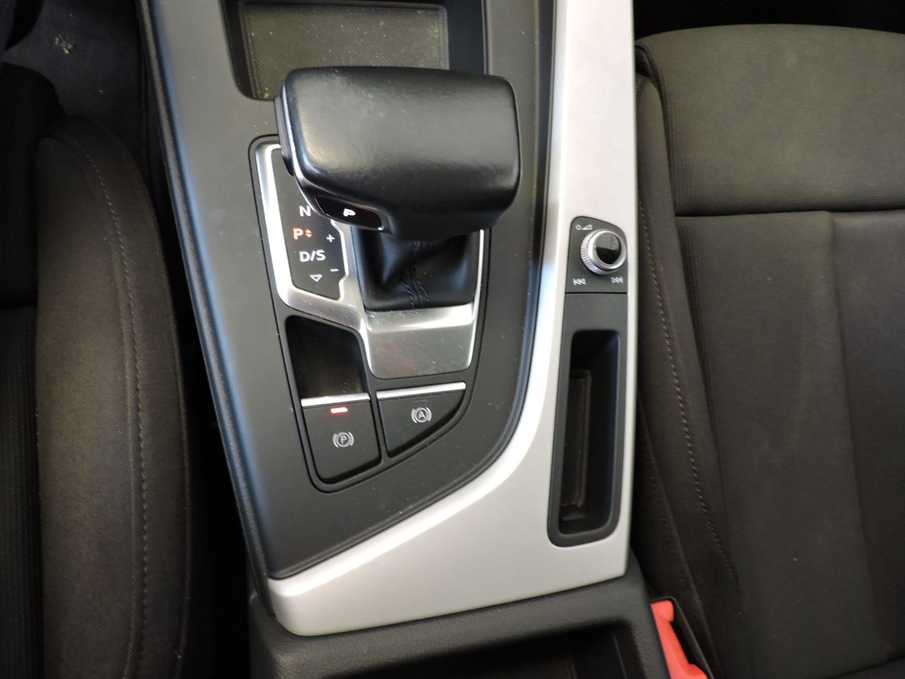 Audi A4 Avant S line 35 TDI 120 kW - Foto 13