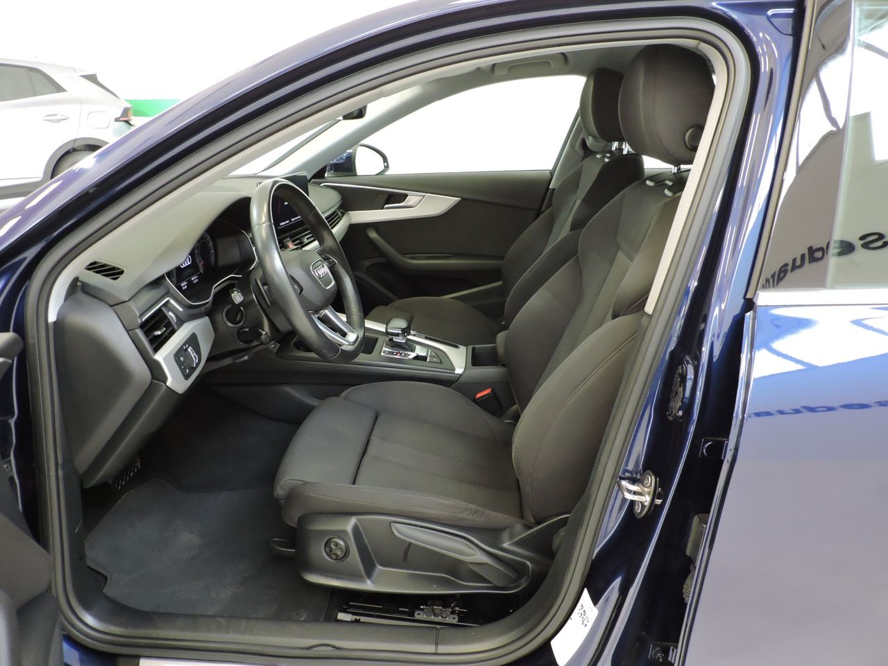 Audi A4 Avant S line 35 TDI 120 kW - Foto 9