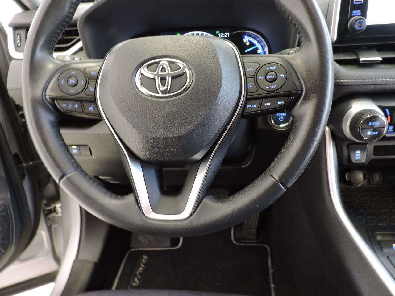 Toyota Rav4 Hybrid 220H 4x2 Advance - Foto 12