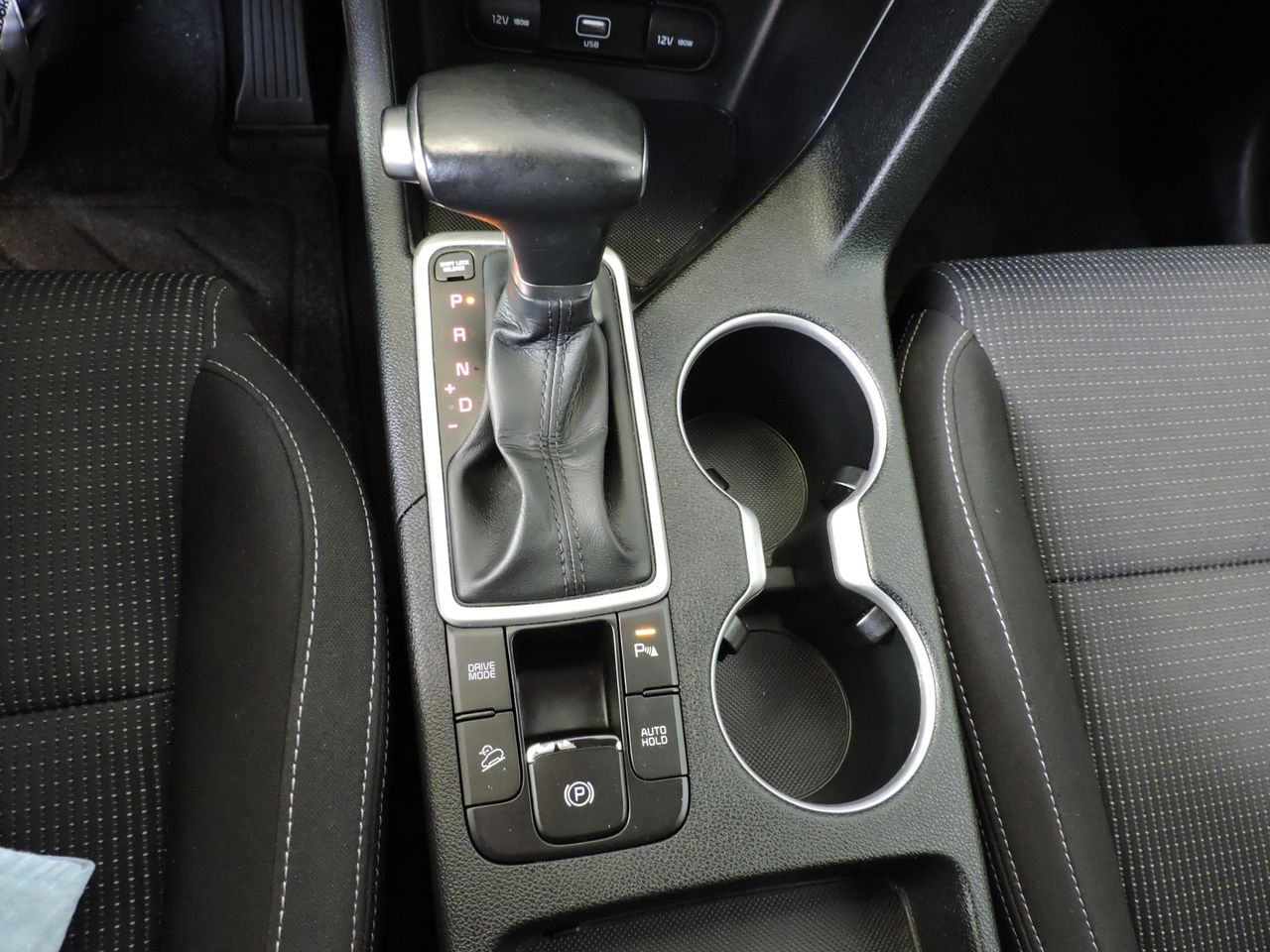 Kia Sportage 1.6 MHEV GT Line Essential 100 kW - Foto 15