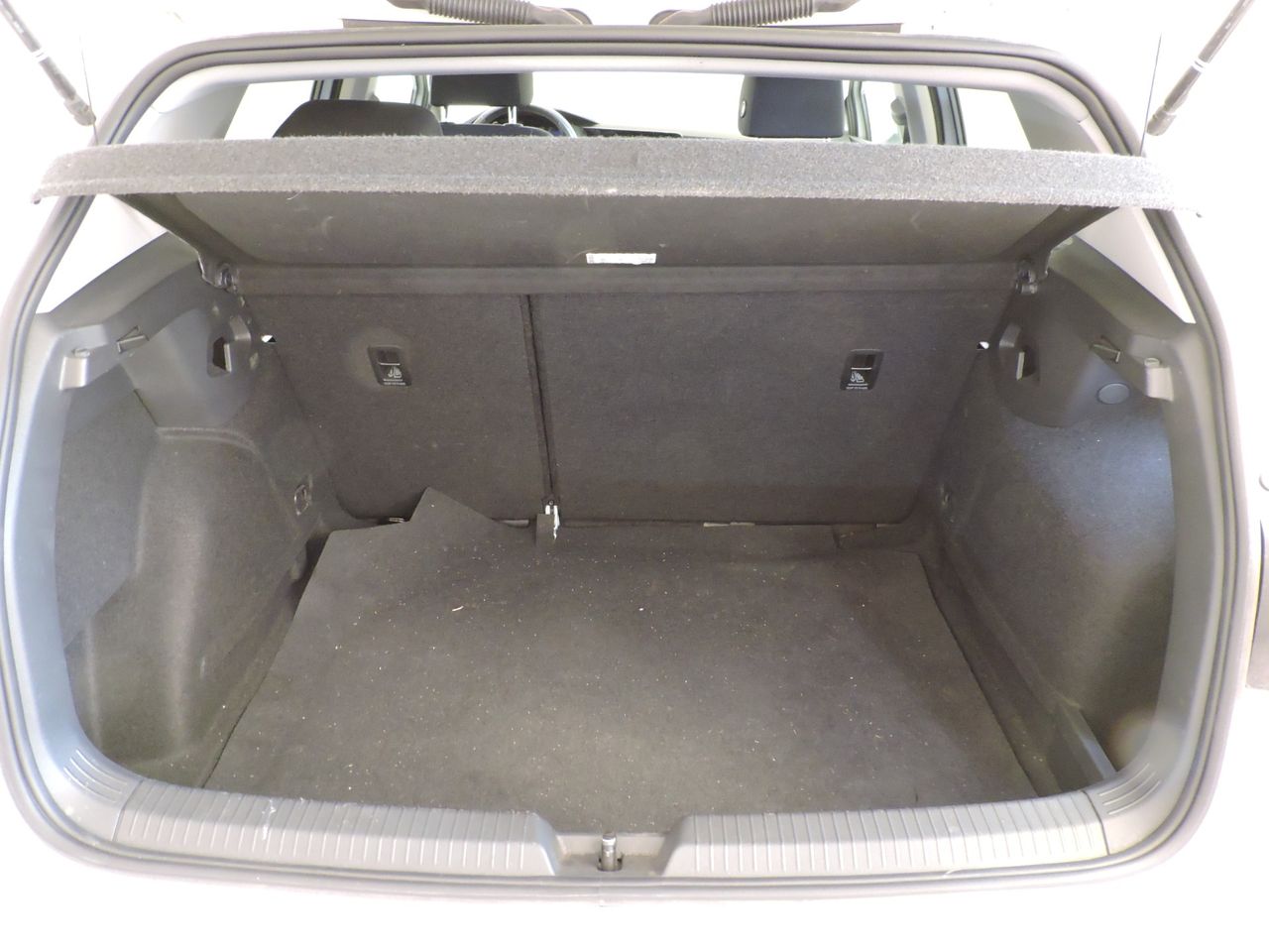 Volkswagen Golf 1.0 eTSI 81 kW - Foto 15