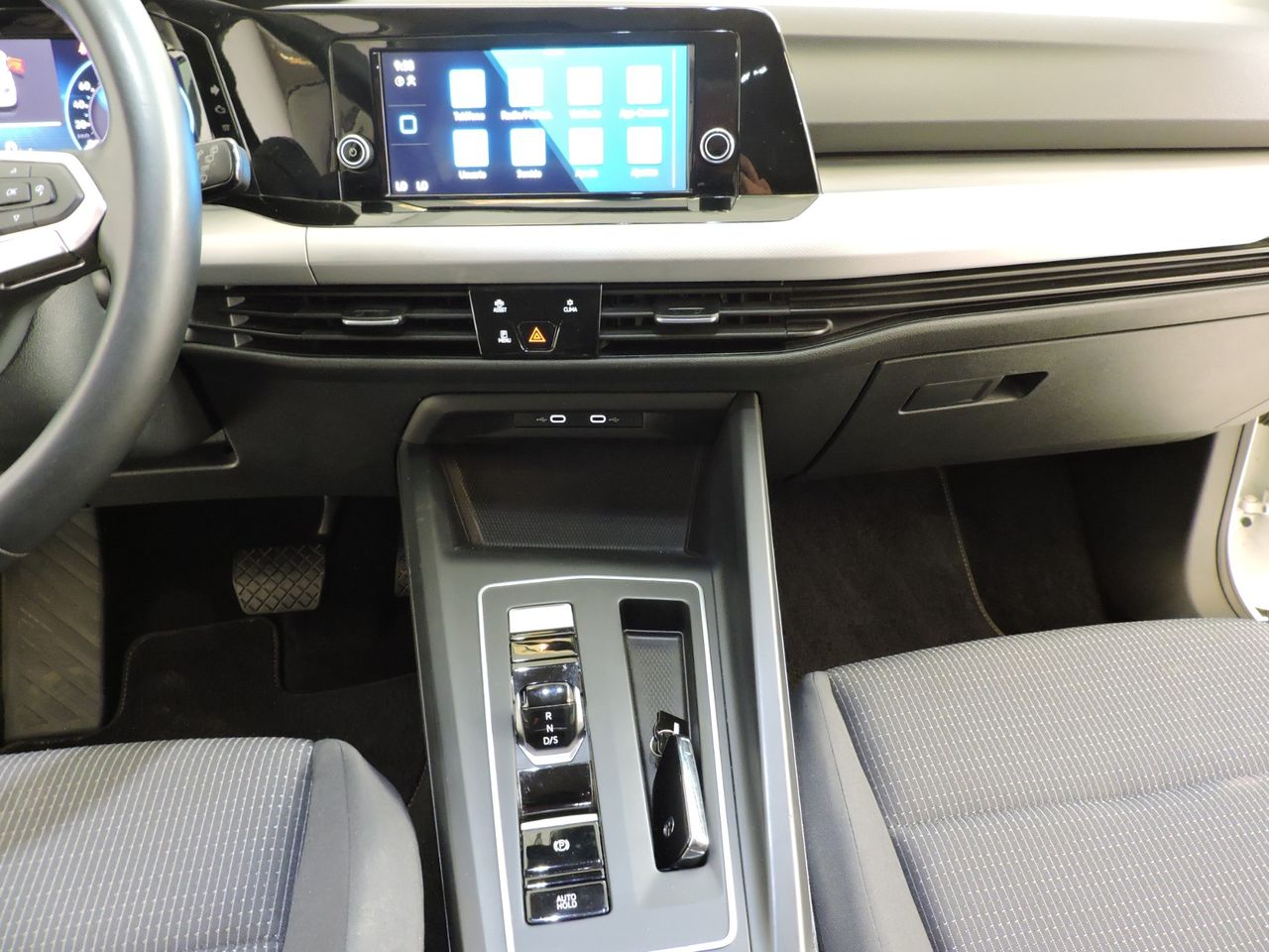 Volkswagen Golf 1.0 eTSI 81 kW - Foto 12